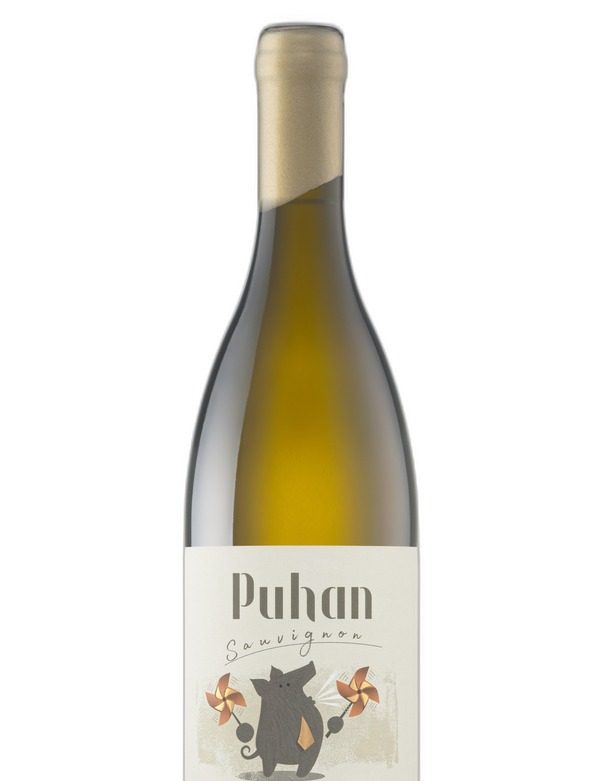 Zgornji del steklenice vina Sauvignon Puhan z zapiralom